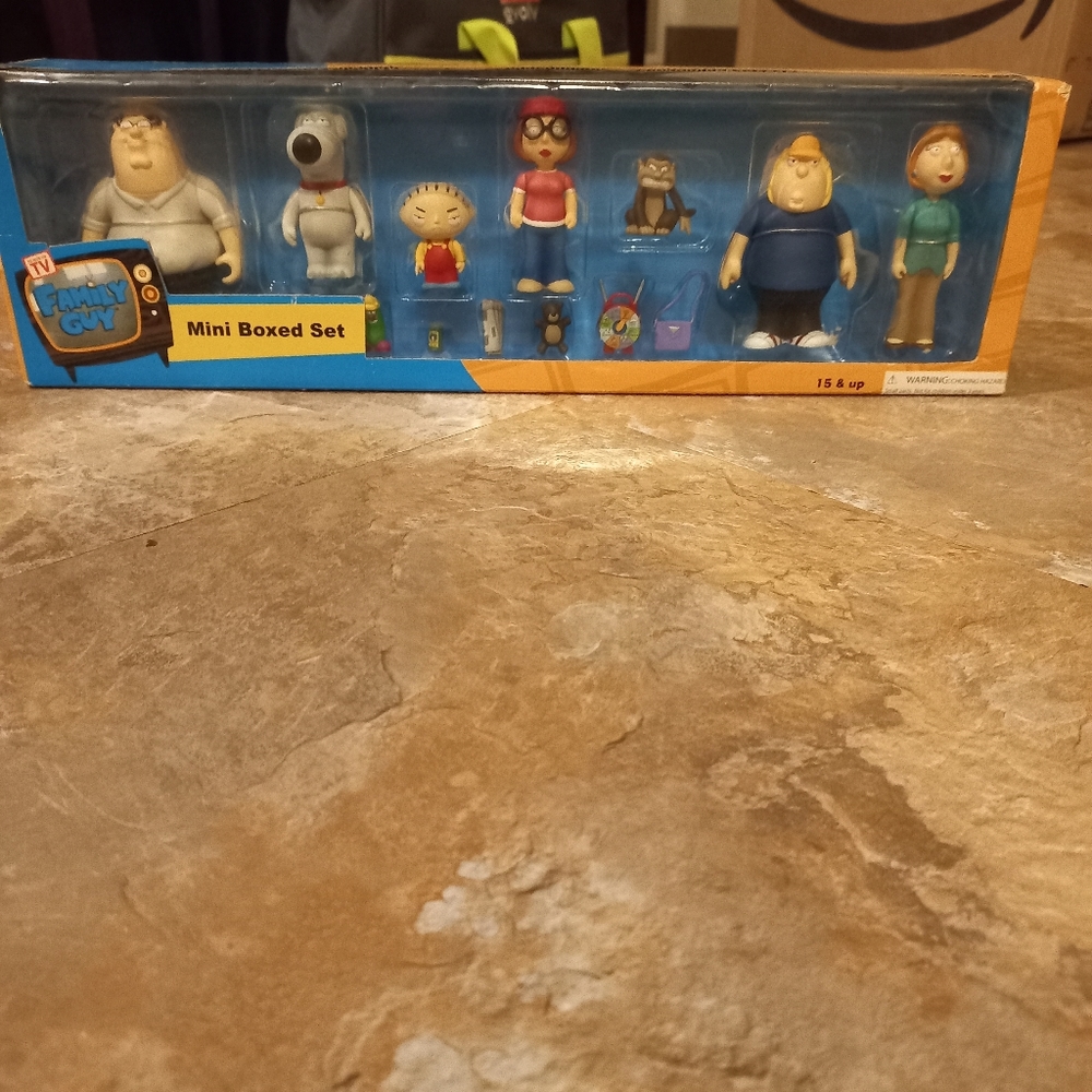 Family guy mini figurines